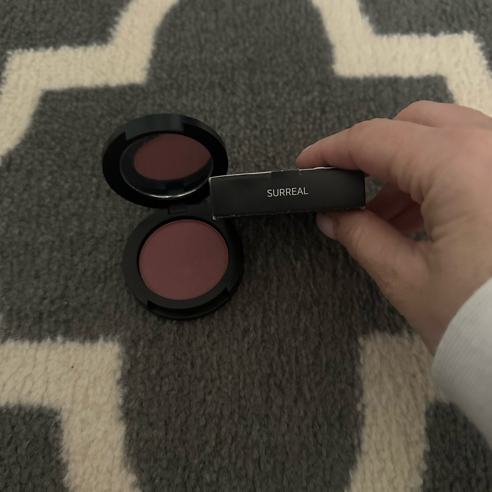 Younique blush